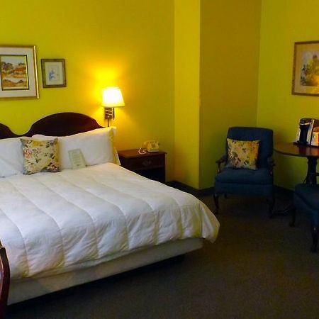 Higher Ground Hotel Индипендънс Екстериор снимка